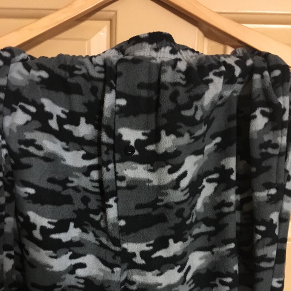 Joe Boxer Men’s Grey Camouflage Fleece Pants